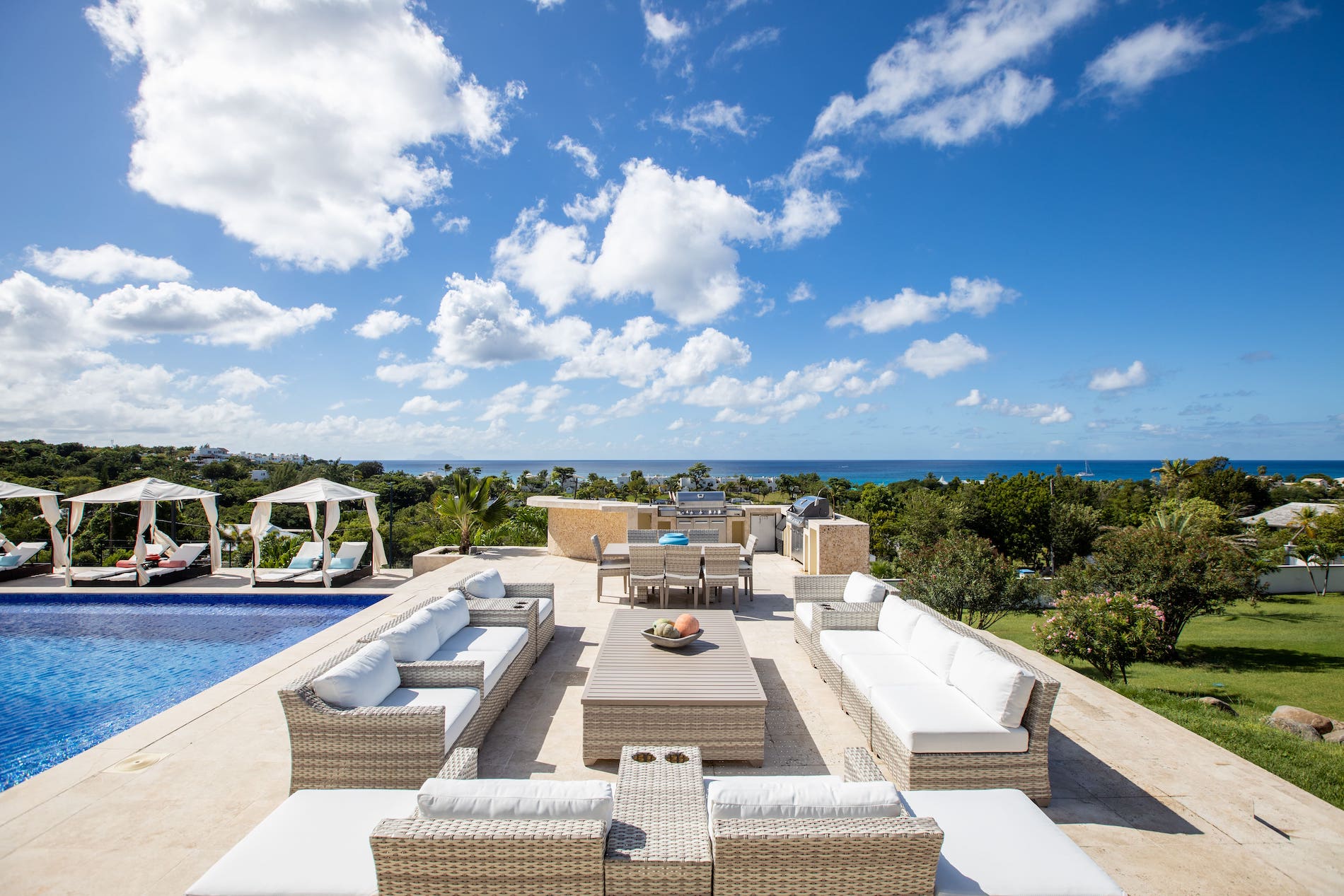 Caribbean villa photo 2